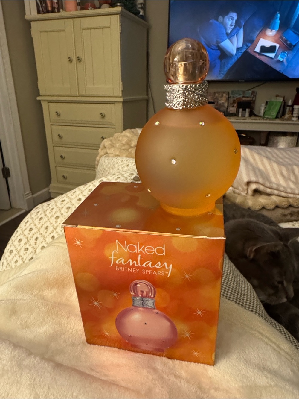 Britney Spears Naked Fantasy Women’s Body Oil – Orange